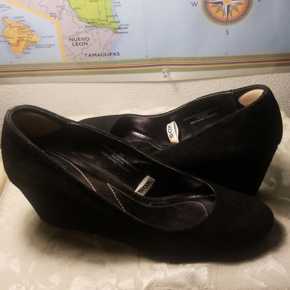 Merona Black Suede Wedges